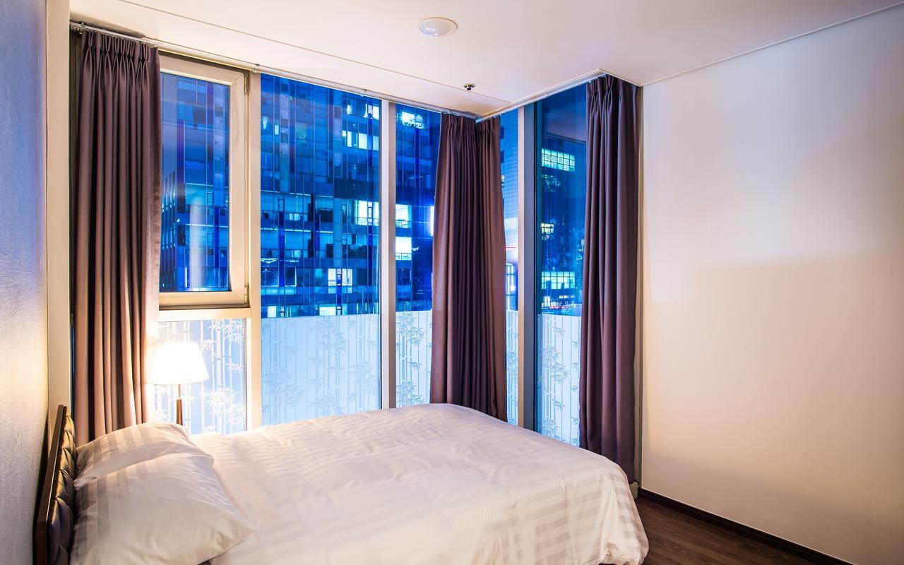Hotel Arinus Shinchon Seoul Bagian luar foto